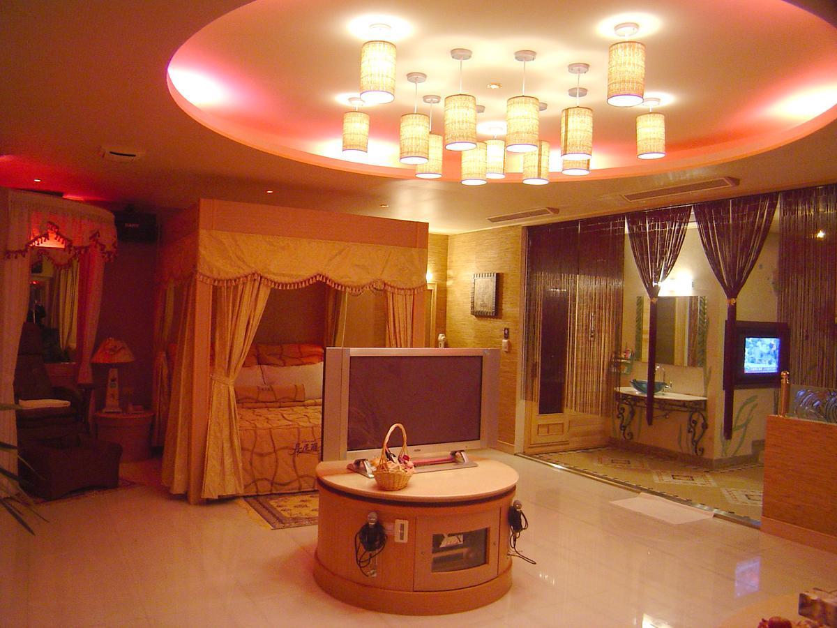 Daniel Spa Motel Pingzhen Exterior foto
